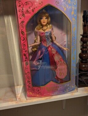Disney Sleeping Beauty 65th Anniversary Limited Edition Doll 17" NRFB w/ COA